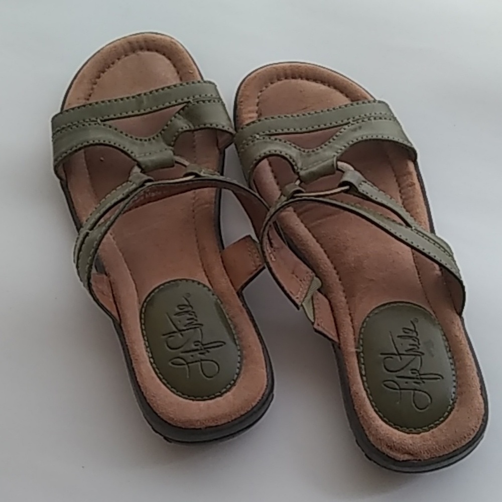 Life Stride,  flat sandals sz 6. Slip on and go NW